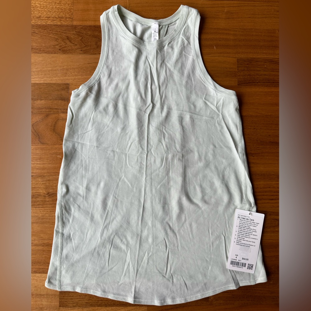 Lululemon, All Tied Up Tank, Mint green, Size 4.